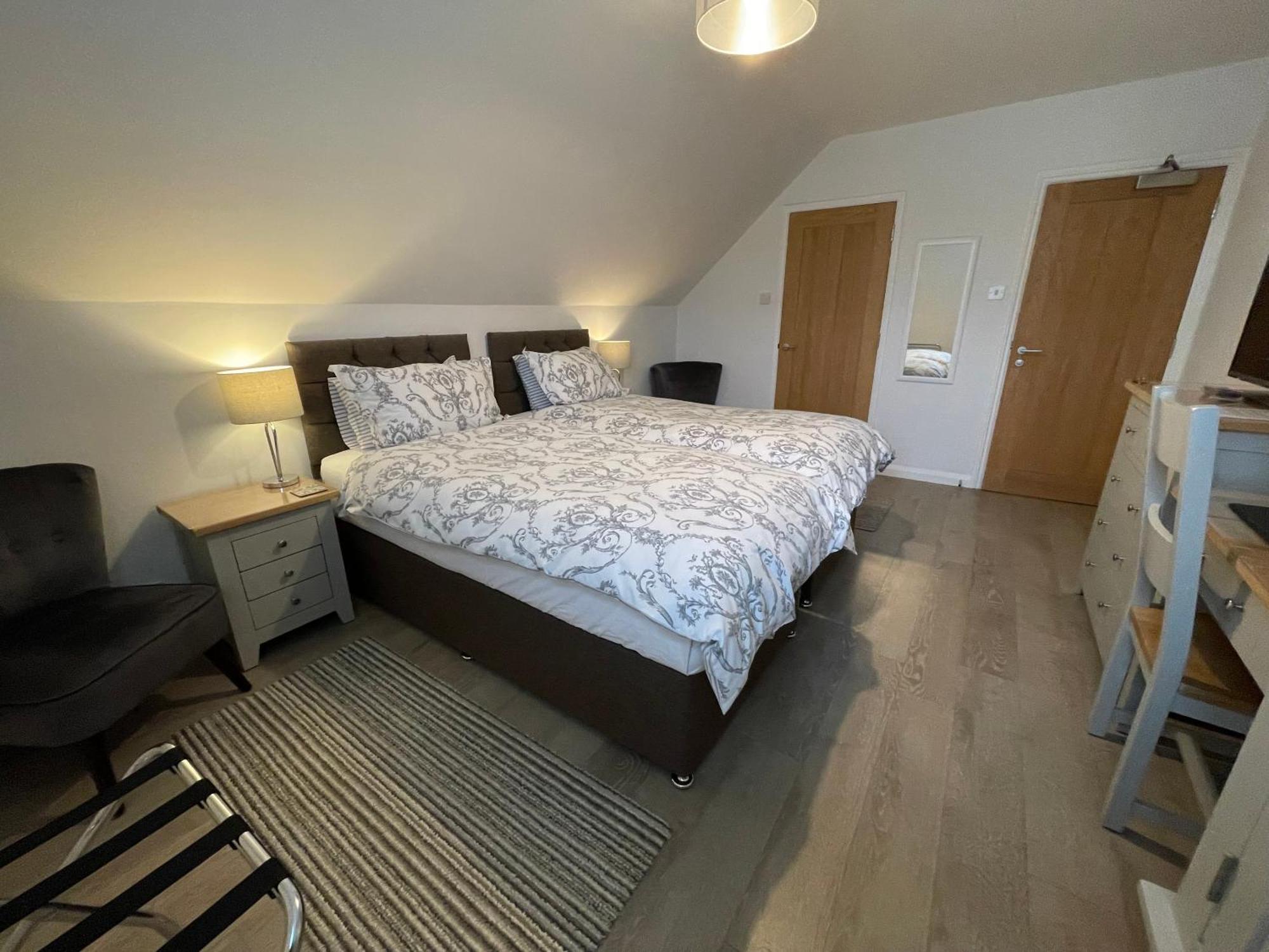 Hotel Cotswold Hare Cirencester Exterior foto